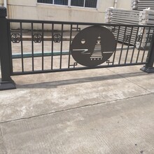 贵阳款护栏，边缘护栏，马路中央隔离护栏，logo护栏。