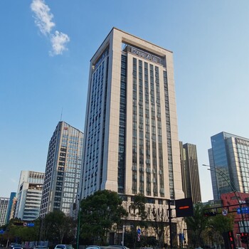 杭州滨江区盾安发展大厦写字楼出租，滨盛路与泰安路口