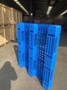 山東煙臺藍色塑料托盤出售1.1m現(xiàn)貨川字型托盤進液壓車使用方便