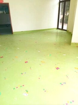 南宁青秀区幼儿园PVC地板哪里有卖PVC地板南宁多少钱一平方