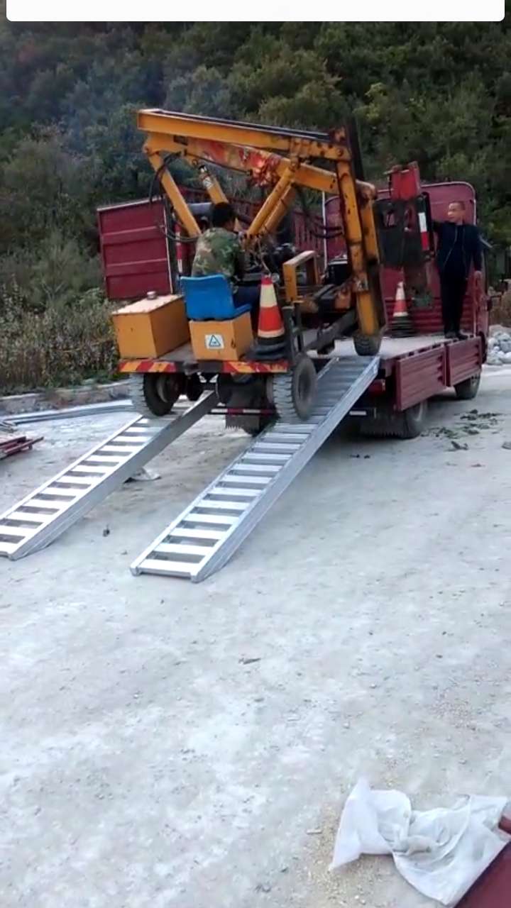 履带小型挖掘机铝合金爬梯久保田挖机铝梯3.2米加强承载