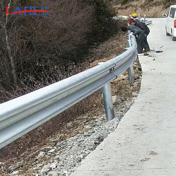呂梁鍍鋅波形護欄呂梁旅游公路護欄鄉(xiāng)村公路護欄