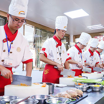 海南新东方烹饪业余厨师培训班