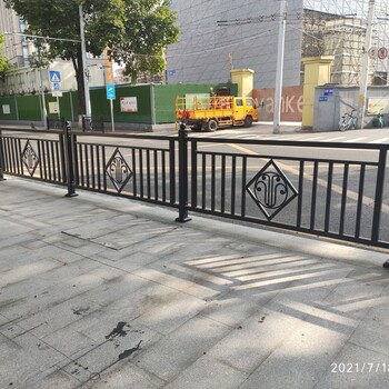 广州防护栏杆生产厂家从化市政道路护栏定做价格