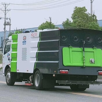 东风多利卡5方扫路车上海小型多功能扫路车