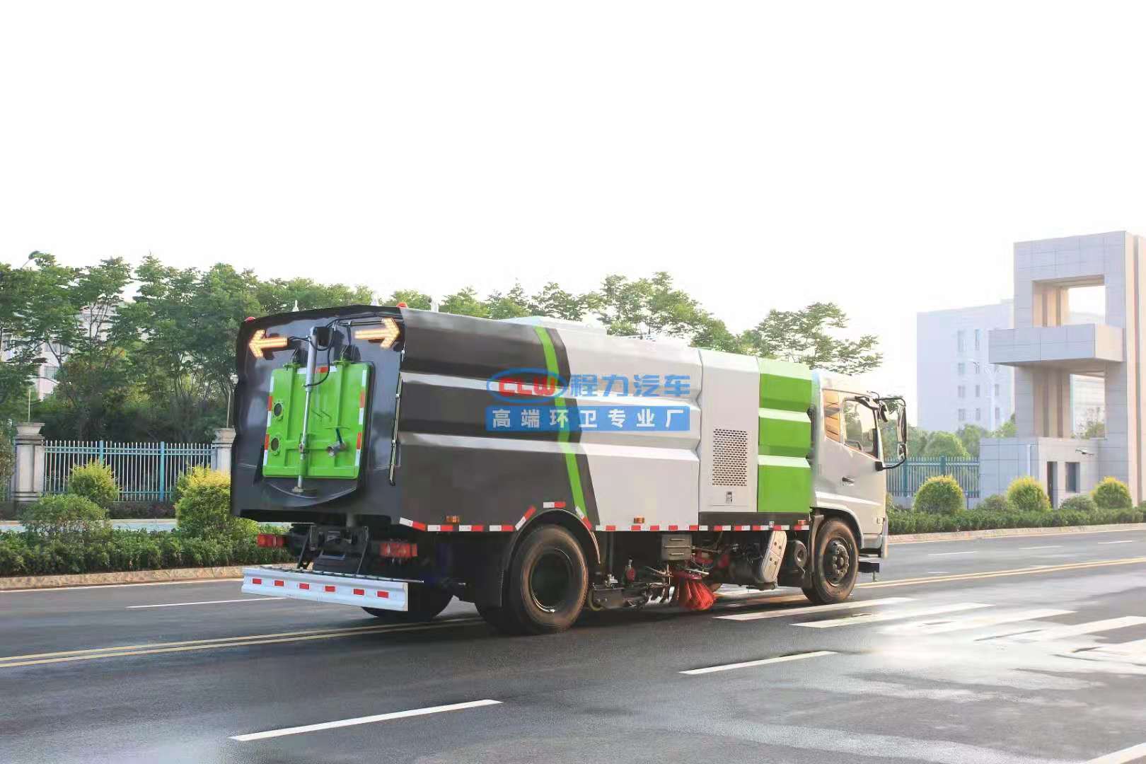 重庆开县18吨洗扫车