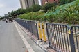 汕尾道路交通栏杆S板防眩护栏市政锌钢护栏公路中央隔离栏厂家