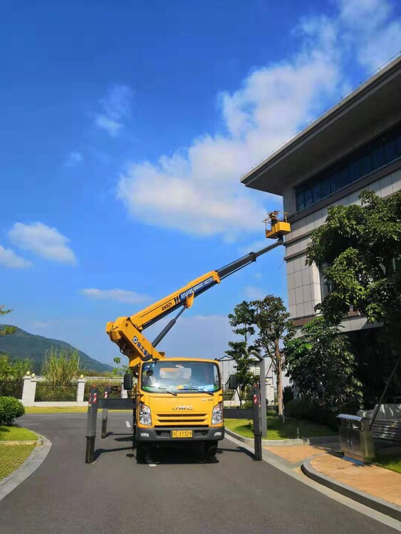 肇庆路灯车出租高要吊车出租吊路灯杆