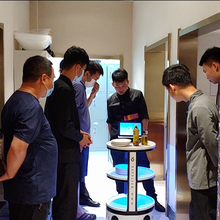 餐厅无人送餐设备租赁传菜送餐机器人