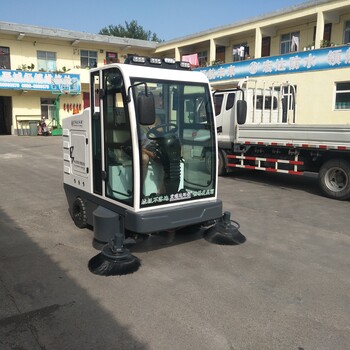 山西駕駛式電動(dòng)掃地車，前封閉電動(dòng)清潔車