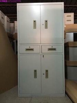 大連附近上門回收舊家具，辦公室桌椅，酒吧桌椅等
