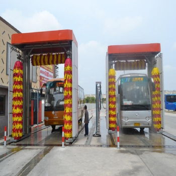河南省大型社區往復式洗車機安裝