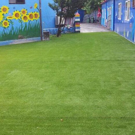 钦州市幼儿园人造草坪（2022价格多少？）