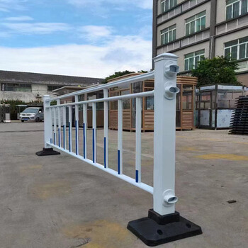 山西大同天镇县市政护栏交通马路护栏工地地铁隔离板环保防护栏