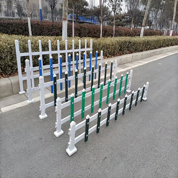 山西忻州自由拼接护栏防踩踏护栏镀锌插片式小护栏