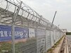 深圳钢板网护栏网地铁防护网菱形孔护栏网保税区围栏网生产安装