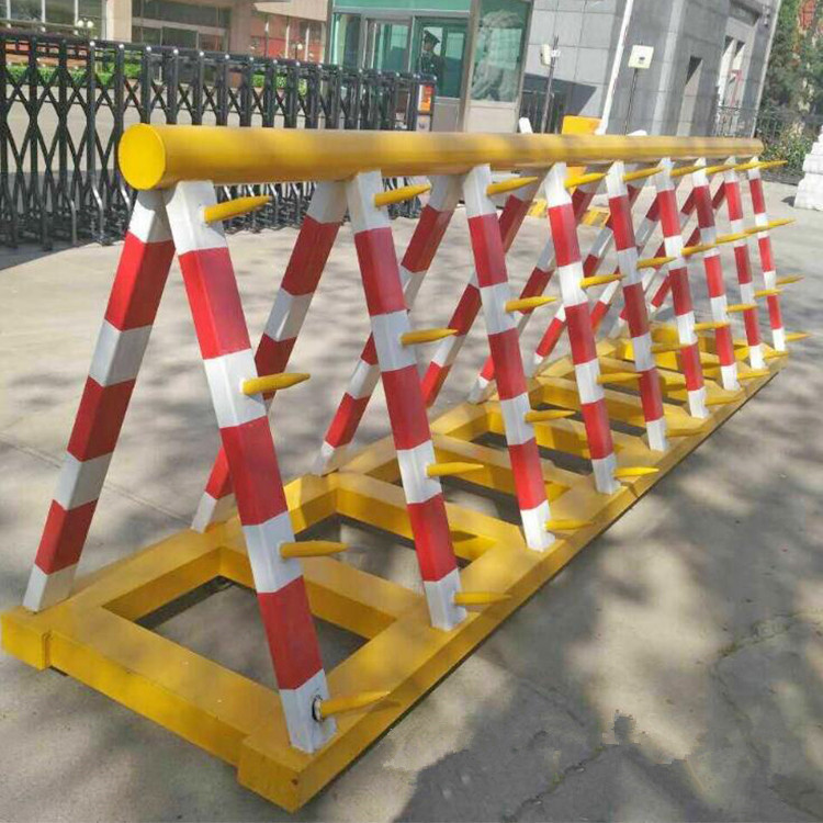 江西拒马路障可移动护栏拦车路障阻车路障带刺防冲撞护栏