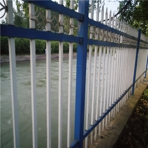 锡林郭勒盟院墙隔离围栏-隔离铁艺围栏