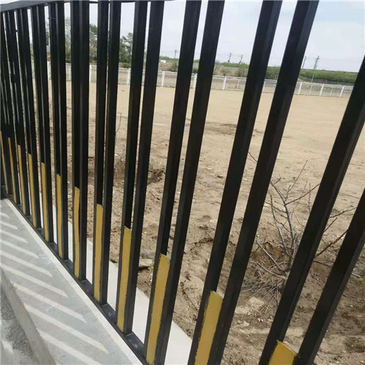 台州热镀锌围栏网-园林防护栅栏