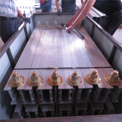 DSLJ礦用皮帶硫化機(jī)傳送帶接頭膠帶硫化機(jī)供應(yīng)全自動(dòng)皮帶硫化機(jī)