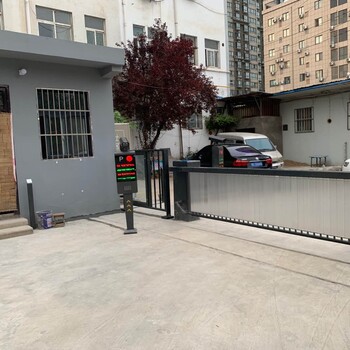 郑州小区停车场安装道闸车辆识别系统厂家