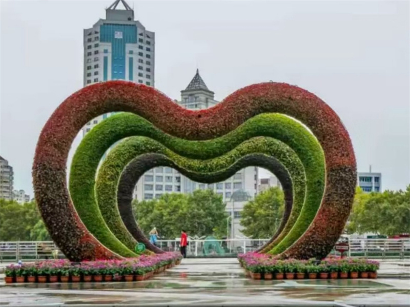 化州二十组大型绿雕方案制作价格 菊花展