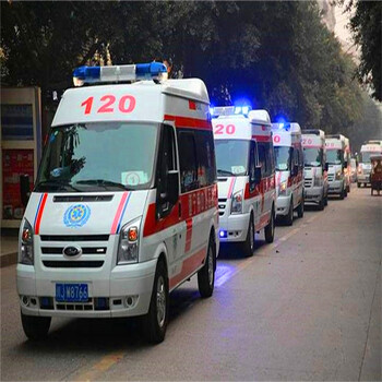 三亚私人救护车运送病人到北京私人长途救护车出租24小时接送