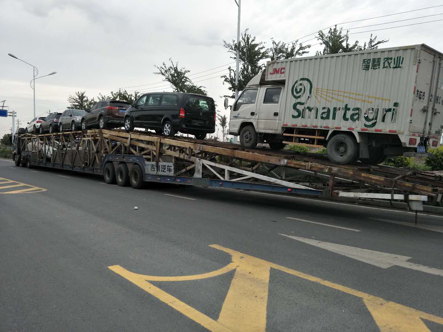 庫車4S店拉小車物流電話籠車專線//庫車越野車拖運轎車托運聯(lián)系方式