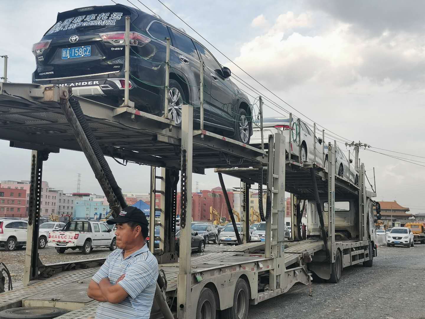 喀什拖运SUV可以门取车//喀什托运大吉轿车托运托运公司