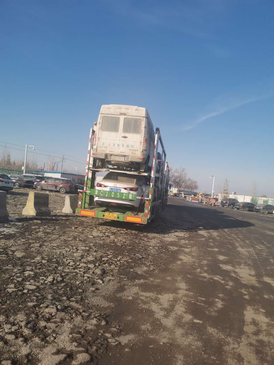 喀什比较牛的托运汽车公司//喀什越野车拖运轿车托运物流费用