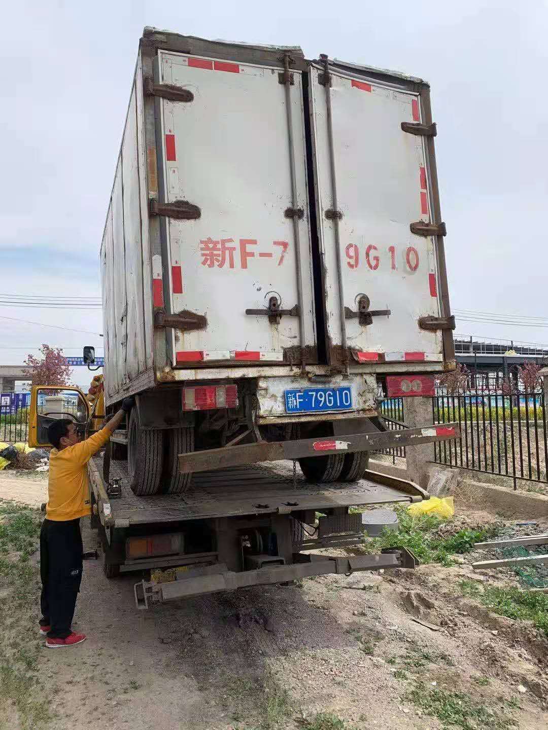 阿瓦提4S店拉小車物流電話籠車專線//阿瓦提托運(yùn)臺suv轎車托運(yùn)托運(yùn)價格