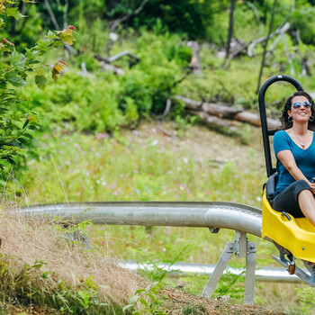 鄂州市游乐设施厂家景区游乐设备非标定制单轨滑道