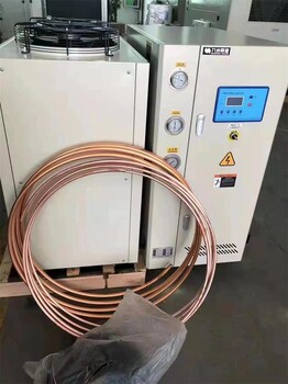 供应低温强磁场物性测试系统冷水机—超导磁体冷水机