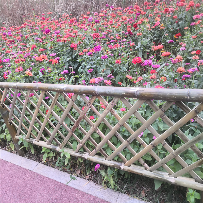 北京周边花园木栅栏碳化木质围栏竹篱笆竹子护栏