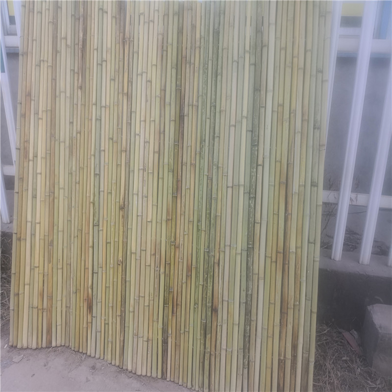 烟台护栏草坪碳化木桩竹篱笆竹子护栏