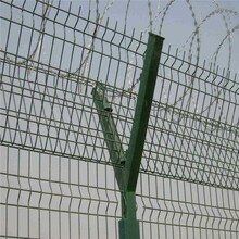 浸塑护栏生产厂家锌钢围墙护栏新农村护栏中间隔离护栏