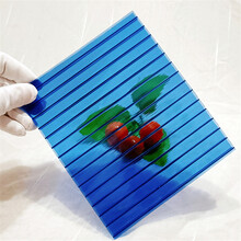 北京拱形阳光板，多性能工程材料图片