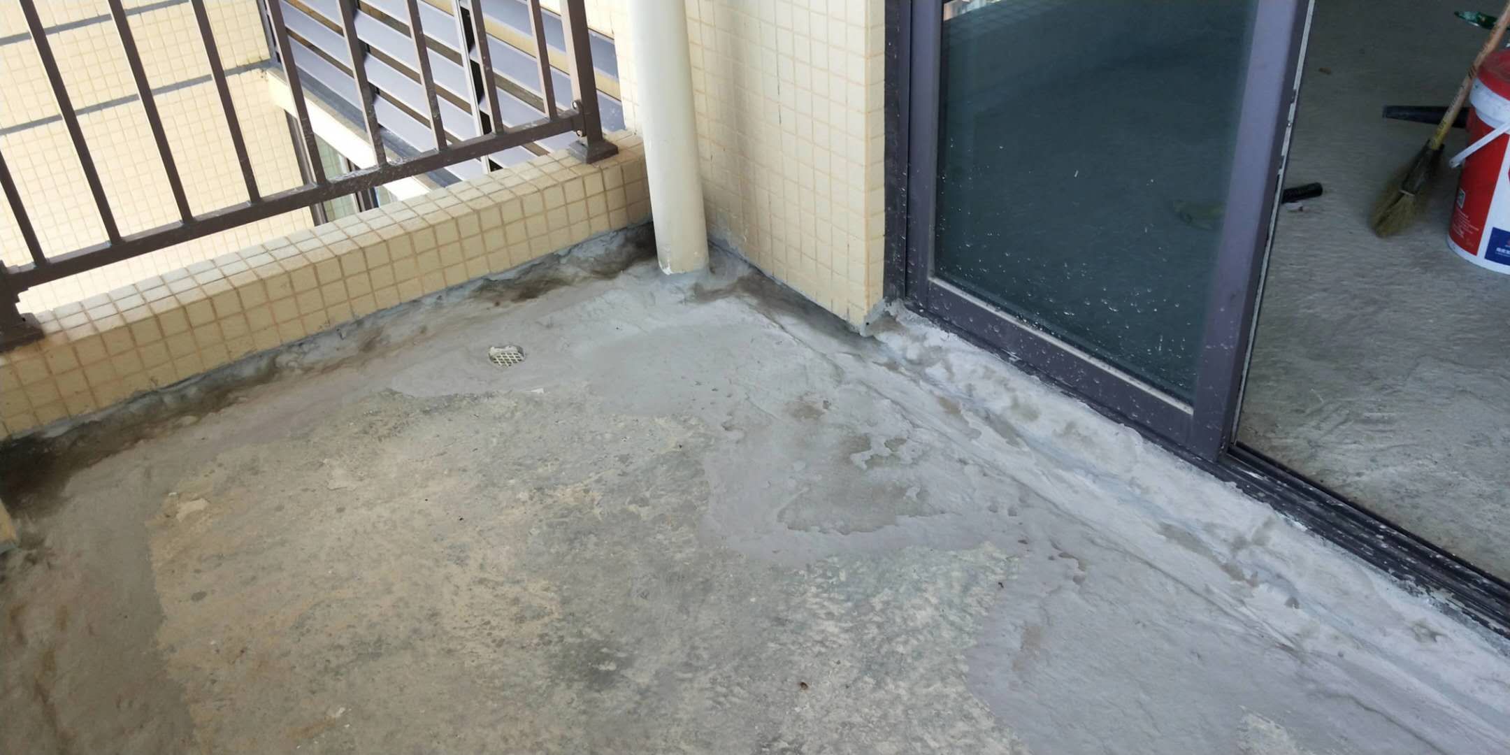 企石镇钢构堵漏、地板防水补漏勘查定位原因