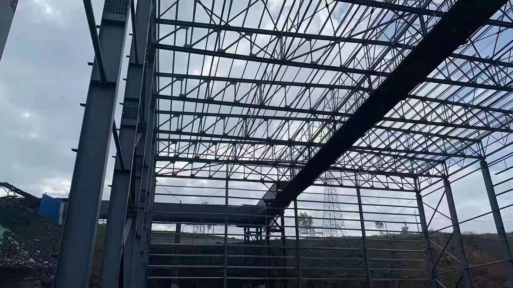 鐵棚夾芯板更換施工隊，廣州南沙鋼結(jié)構(gòu)廠房拆除安裝單位