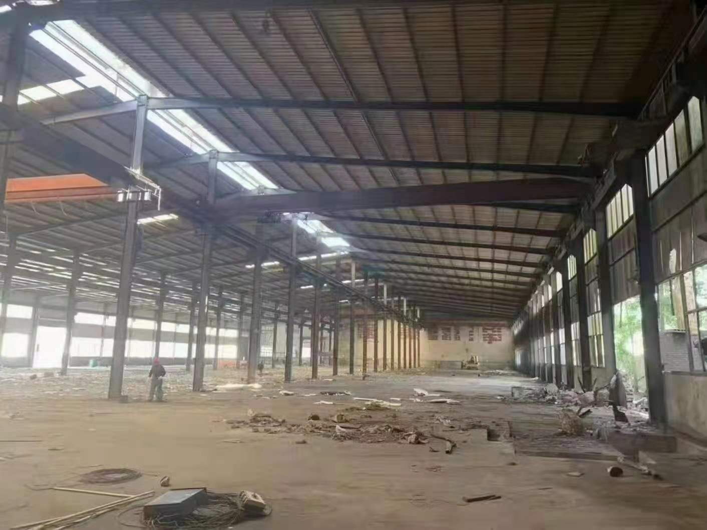 東莞莞城區(qū)建筑鐵棚夾心瓦，廠房鋼結(jié)構(gòu)安裝施工方案
