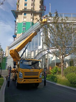 吊車登高車路燈車升降機隨車吊
