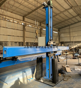 江苏厂家有4米5米7米自动焊接埋弧焊十字架臂焊接操作机