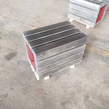 河北铸造厂家定制重型铸铁方箱T型槽方箱方筒