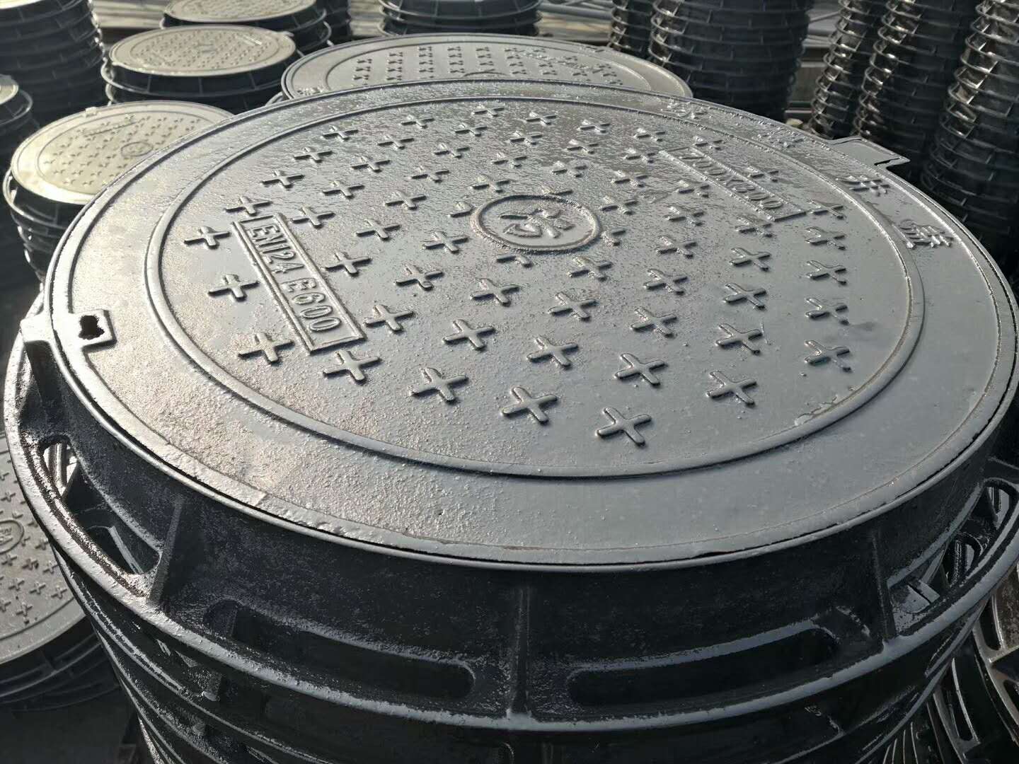 南宁球墨铸铁污水井盖规格300x500市政排水沟盖板