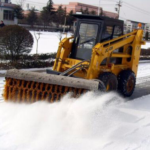 大型掃雪刷多功能除雪設備掃雪鏟