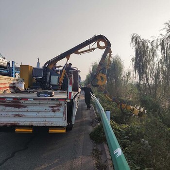 鸡西驻马店公路绿篱修剪机城市绿化修剪车