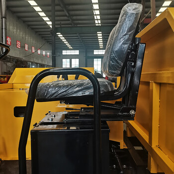 小型履帶爬山虎價(jià)格1噸履帶爬山虎車