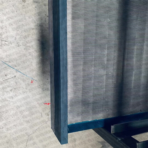 山西朔州振动筛不锈钢条缝筛板用于选煤厂