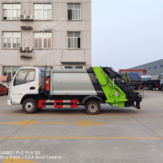 环卫设备定制6方压缩垃圾车垃圾运输车