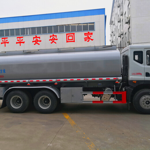 油井化工液体运输车液体罐式车保温罐式车